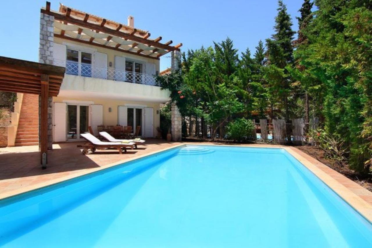 Dream Summer Villa Porto Cheli Buitenkant foto
